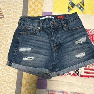 Celebrity Pink Iconic Jean shorts euc